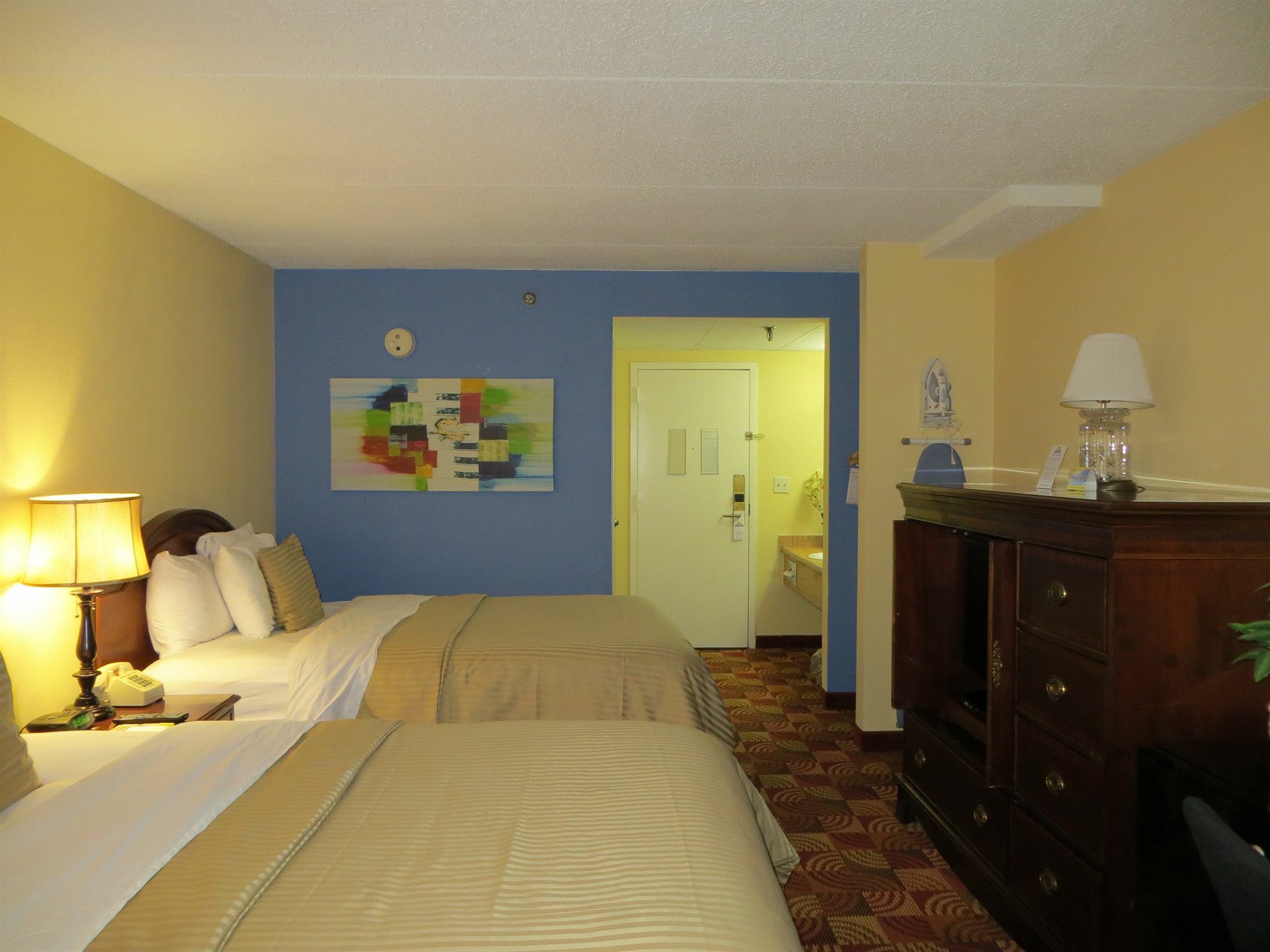 איסט סירקיוז Days Inn Syracuse מראה חיצוני תמונה